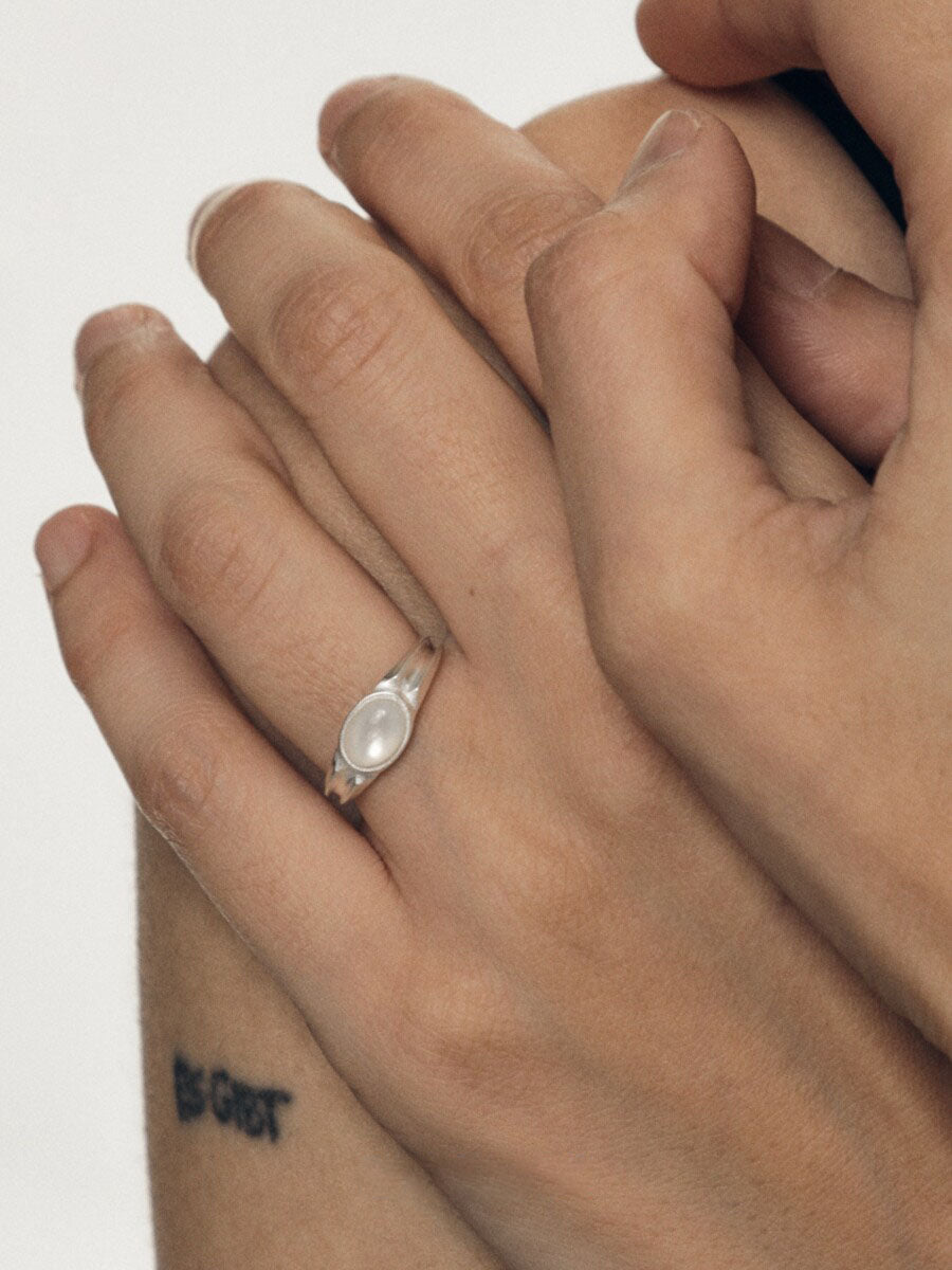 The Lunar Shell Ring