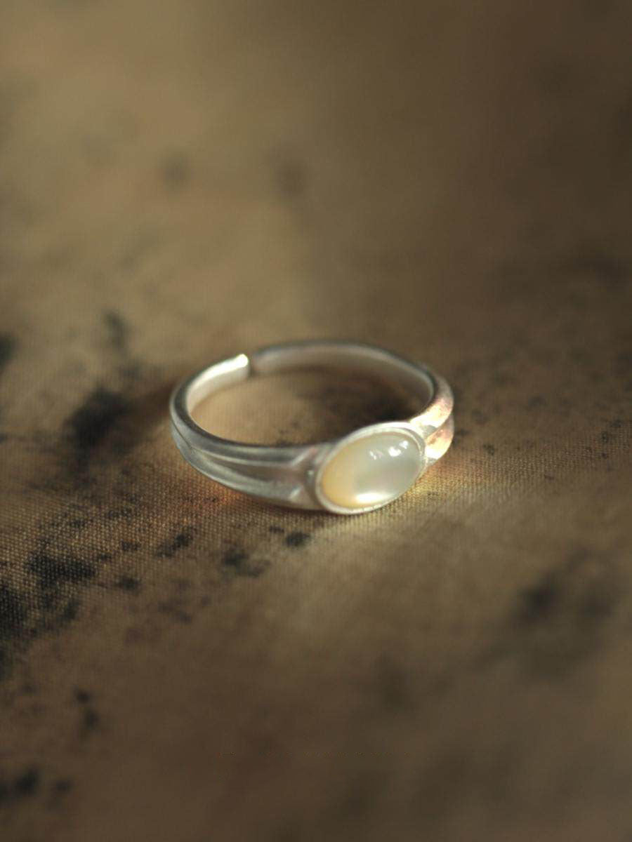 The Lunar Shell Ring