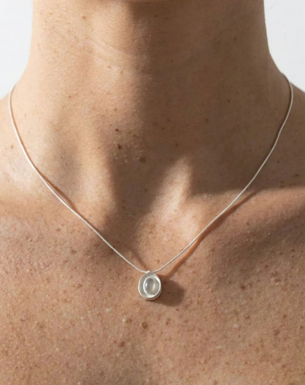 The Quiet Agate Pendant