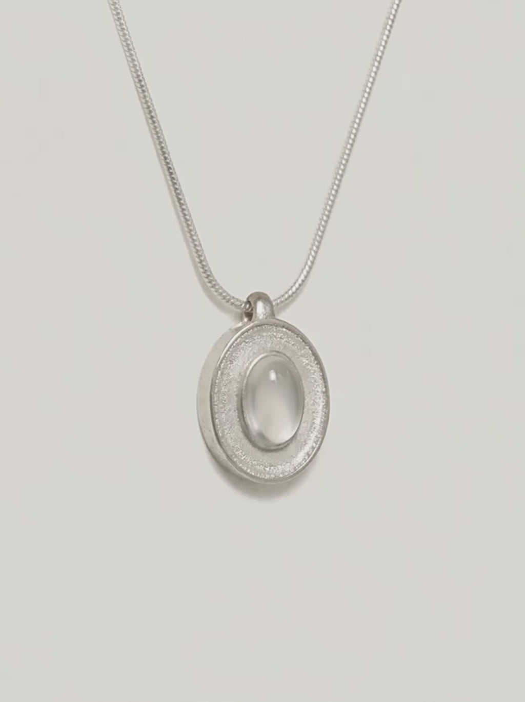 The Quiet Agate Pendant